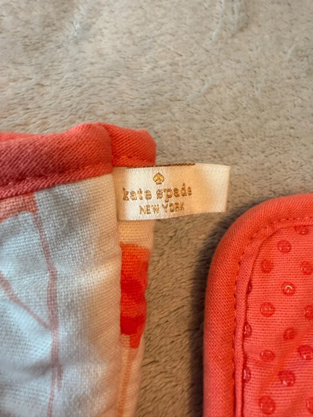 Sold- NWOT Kate Spade Flamingo Oven Mitts